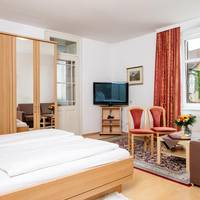 Junior Suite with Garden View