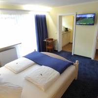  Family Studio (2 Adults + 2 Children)