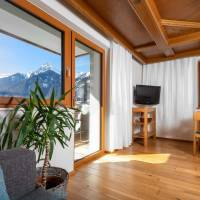 One-Bedroom Apartment with Balcony