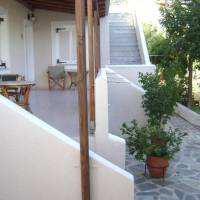 Studio with Garden View (2 Adults)