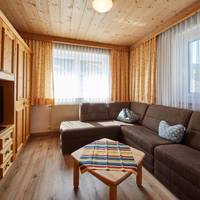 Three-Bedroom Apartment TOP 1