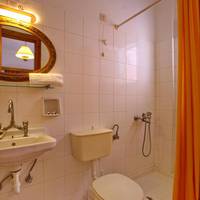 Superior Triple Room with Garden View