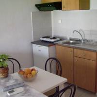 Studio (2 Adults)