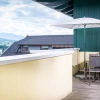 Two-Bedroom Apartment with Lake View and Balcony