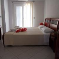 Studio (2 Adults)