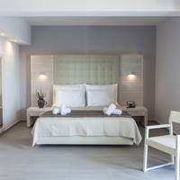 Junior Suite with Garden View
