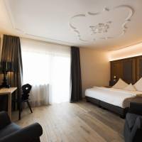  NEU Deluxe Double Room