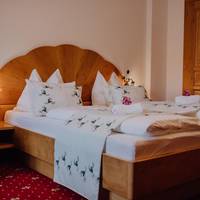 Standard Double Room with Courtyard View