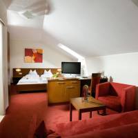 Large Double Room with Thermal Bath Access