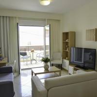 Deluxe One-Bedroom Apartment