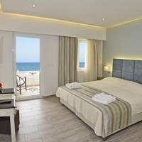 Superior studio with Side Sea View