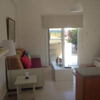 One-Bedroom Apartment with Sea View (Ground Floor)