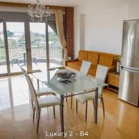 Luxury Family Apartment (4 Adults + 2 Children)