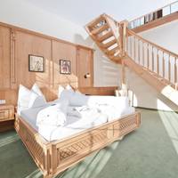 Suite with Sauna