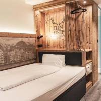 Single Room with Mountain View
