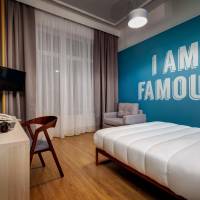 Large Partial Sea View Room 