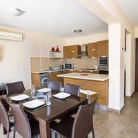 Superior Two-Bedroom Apartment with Garden (004)