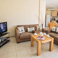 Superior Two-Bedroom Apartment (105)