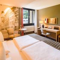 Double Room with 1 King Bed