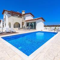 Kymma #9 – Three-bedroom Villa with Private Pool