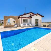 Kymma #7 - Two-Bedroom Bungalow with Private Pool