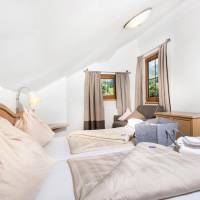 Two-Bedroom Apartment (5 Adults)