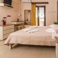 One-Bedroom Apartment (4 Adults)