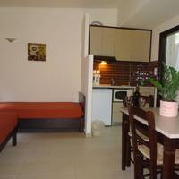 Superior One-Bedroom Apartment