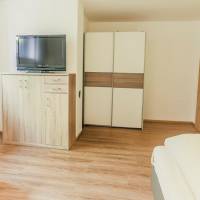 Classic Double Room with Shower-Basement