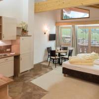 Suite with Mountain View