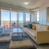 One-Bedroom Apartment with Twin Beds