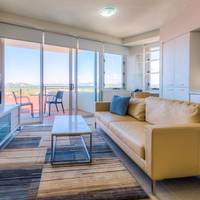 One-Bedroom Apartment with Spa Bath and Additional Single Bed