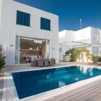 Villa - Beach Front