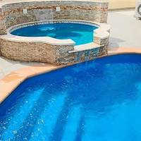 Villa with Hot Tub