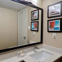 Comfort Care Queen Room - Non-Smoking