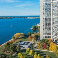 Guest room, 1 King, Lake view, High floor