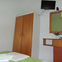 Studio (3 Adults)