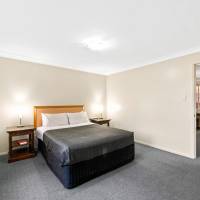 One-Bedroom Spa Apartment with Queen Bed