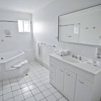 Suite with Spa Bath