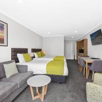 Waterfront Superior Twin Room