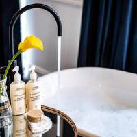 Signature Suite
