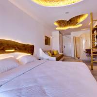 Suite with Outdoor Jacuzzi