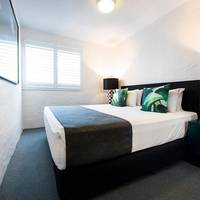 Two Bedroom Beachfront Loft - Deluxe