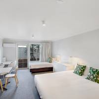 Deluxe King + Single Room 