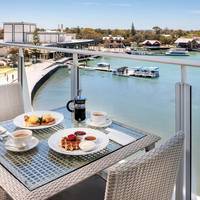Superior King Room with Water View