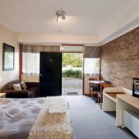 Queen Room - Disability Access