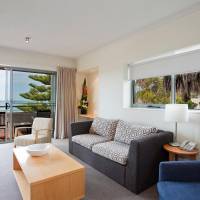 Special Offer - One-bedroom Apartment with Garden View