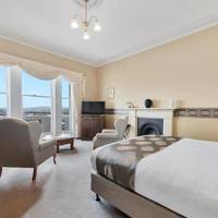 King Suite with Spa Bath