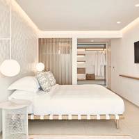Artemis Deluxe Sea View Room