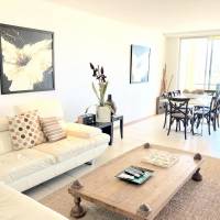 Deluxe Two-Bedroom Apartment with Roof Deck, Ocean View and Hot Tub